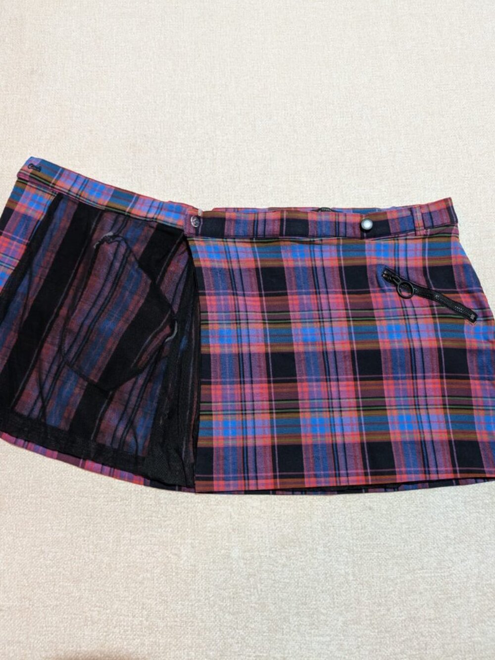 Urban Outfitters Plaid Pleated Wrap Skort Size L - Picture 5 of 7